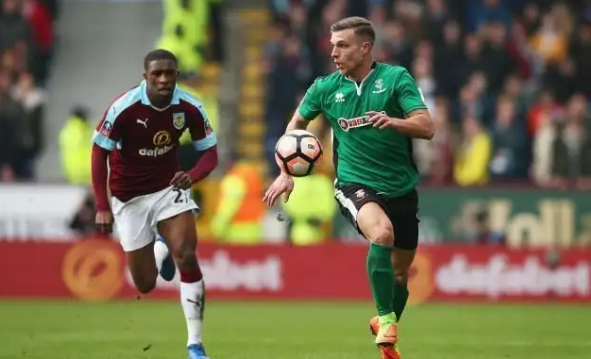 杜兰特谈输球：失误是主要原因，浓眉今天很有侵略性很难限制